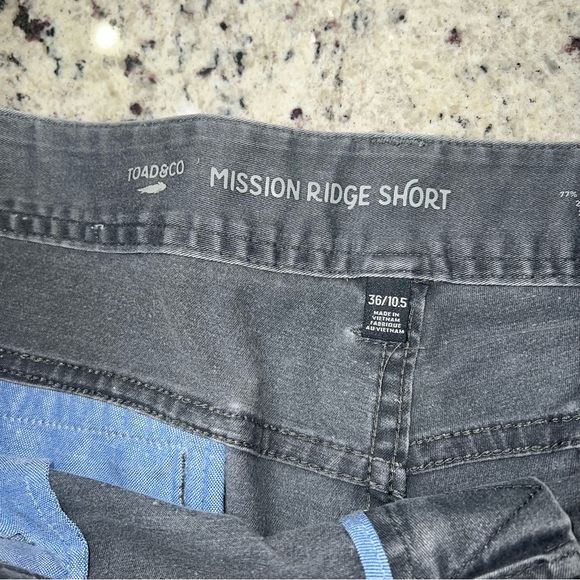 Toad & Co Mission Ridge Short size 36 10.5 inches Grey - Picture 9 of 11